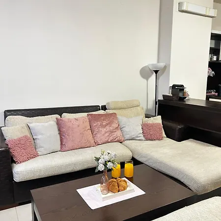 Rea Olive Residential - Quiet And Cozy Apartment